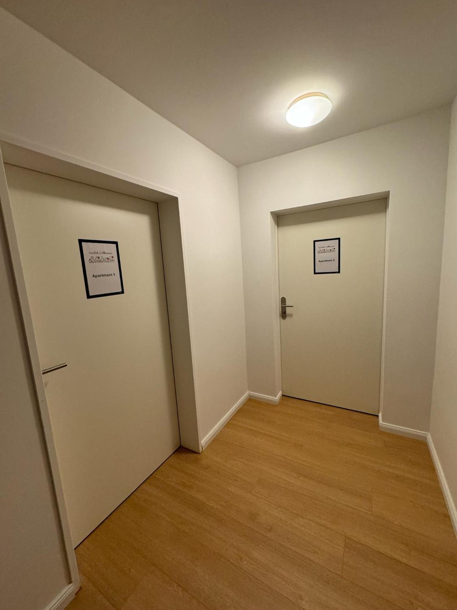 Fc-Apartmenthaus Falkensee Mit Grossem Garten Und Pkw Stellflaechen Exteriér fotografie